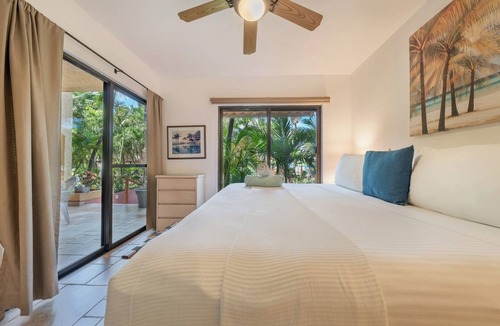 Centro - Supmza 001 Condo | Deluxe Ground Floor Condo #5 at Nautibeach - Poolside and Beachfront