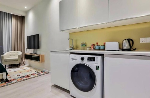 Titiwangsa Apartment | Deluxe King Suite with Twin Tower View 32