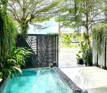 Hue City Centre Villa | DELUXE VILLA 5 phòng ngủ 6 giường lớn