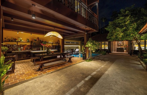Cam Thanh Cabin | DeMin Villa Hội An - 5 Bedrooms Pool and BBQ Garden