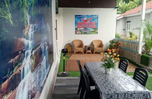 Kampung Lak Lok House | Desa Landak Chalet