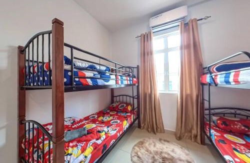 Bandar Penawar House | Desaru Comfy Homestay [Home Theater/Netflix]