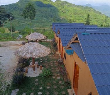 Quan Ba House | Diềm Bungalow