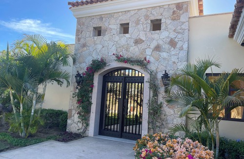 Cabo San Lucas Villa | Diamante Golf Villa on Oasis Course Four bedroom home with full-time housekeeper