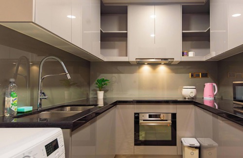 District 4 Apartment | District 1's Serene Sanctuary, 2Bedrooms (3beds), 2WCs, Sky pool, Gym