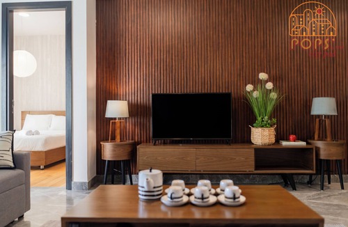 District 4 Apartment | District 1's Serene Sanctuary, 2Bedrooms (3beds), 2WCs, Sky pool, Gym