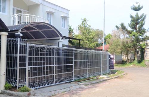 Cipanas Villa | Diyar Villas Puncak K3/2