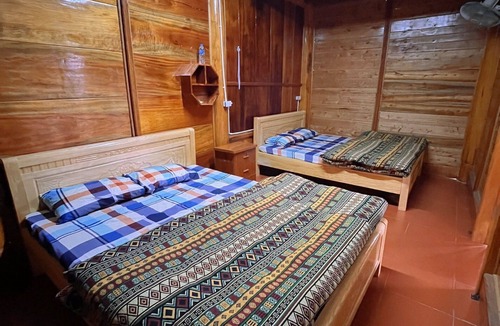 Moc Chau Hostel | Doi Thong Moc Chau - by BAY LUXURY