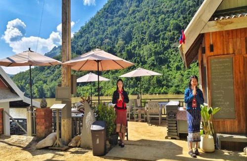 Nong Khiaw House | Dokchampa River View Villa