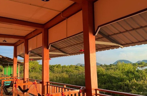 Don Det House | DONDET Suns down 1 Guesthouses riversides view