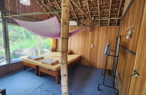 Ha Giang Hostel | Dong Que Homestay-Tours-Motorbike, Car rental, Hiking
