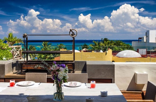 Downtown Villa | Downtown Villa in the Heart of Playa across Beach