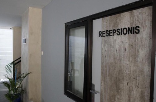 Laweyan Hostel | DPARAGON KERTEN