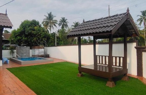 Kampung Pagar Besi House | Dumoh Kayu Homestay