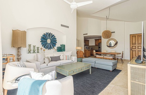 Palmilla Condo | Dunes Club member use, concierge,6 seater golf cart. Owner operated. Private.