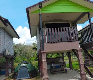 Kuala Krai Ski Chalet | Dusun Rimbun Agro Farmstay