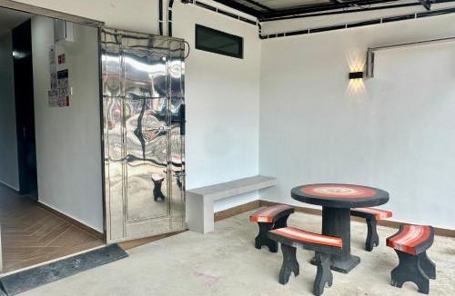 Taman Century House | Easy Rooms Homestay JB Town near KSL CIQ