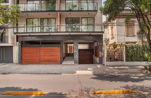 Colonia Cuauhtemoc Apartment | Eclectic Contemporary Apartment