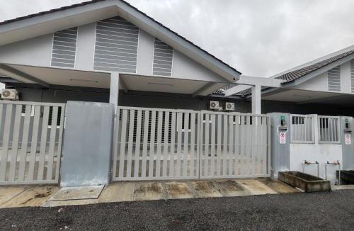 Hulu Kinta House | EcoPutra Stay