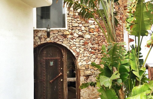 Ensenada Villa | El Castillo Del Mar @ Baja Off the Grid: A Premiere Eco Adventure Resort & Villa