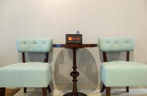 Cipete Utara Apartment | Elegant 1BR Kemang Village Apartment By Travelio