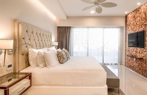 San Jose del Cabo Resort | Elegant 5-Diamond 2 bedroom Residence @ Garza Blanca-1,980 sq. ft. Luxury Living