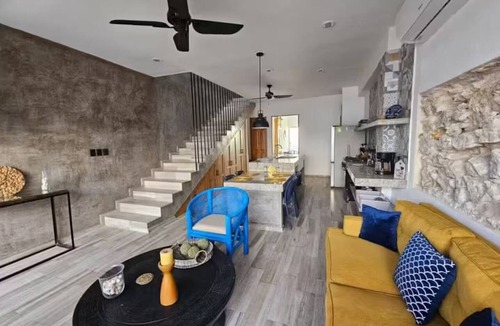 Merida House | Elegant home a few steps from the Malecon