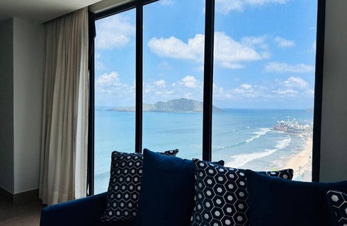 Mazatlan Apartment | Elegant with sea views and boardwalk by gpsrentas