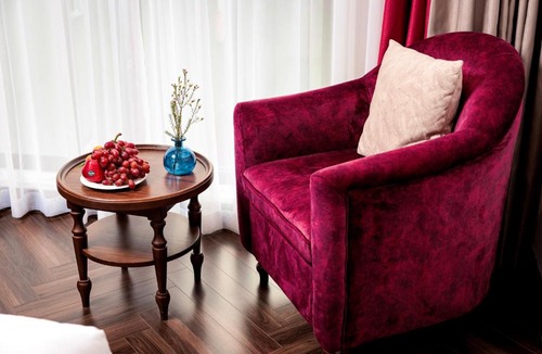 Van Mieu Hotel | Eli Suites