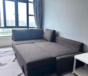 Kempas Apartment | ELIFE D Summit Residences 2109 Wifi Netflix