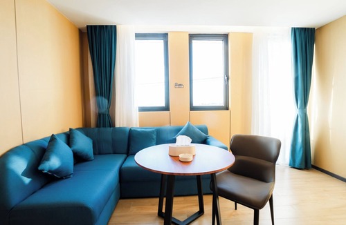 Chamkar Mon Hotel | Ellie Hotel
