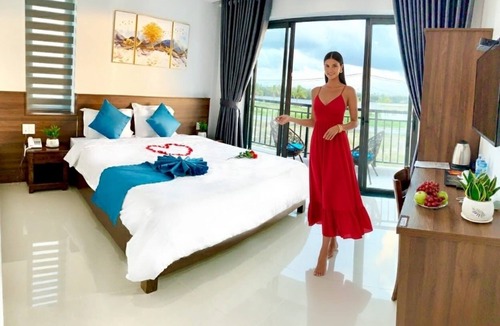 Cam An Villa | Entire Villa - Pool, 10 Bedrooms, Beach ,Game Room