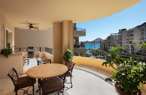 Cabo San Lucas Condo | Everything you need! Ocean views from your balcony!