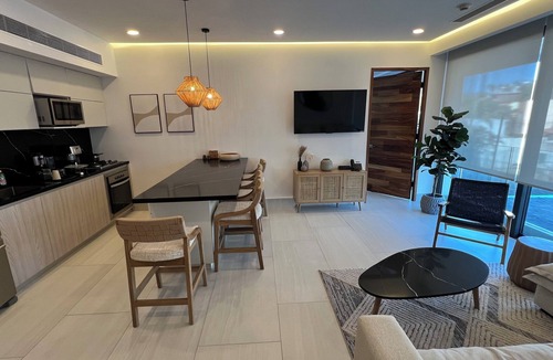 Bucerias Apartment | Exclusive 3-bedroom apartment in luxurious beach front condo in Bucerías