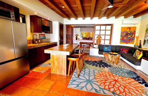 Troncones Condo | Exclusive Manzanillo Bay Residencias 1-bdrm, seaside condo in charming Troncones