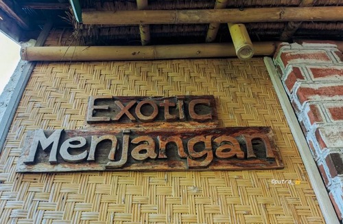 Pejarakan House | Exotic Menjangan