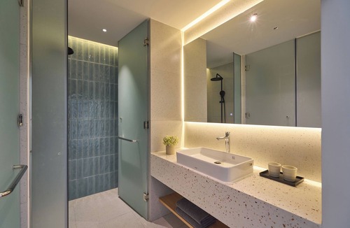 Tan Binh Hotel | Express by M Village Hoàng Việt, a brand of Modern Village Lifestyle