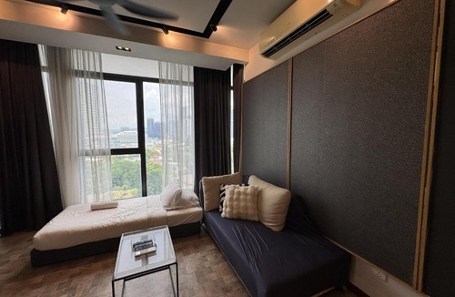 Titiwangsa Apartment | Expressionz KLCC View By Laze Home