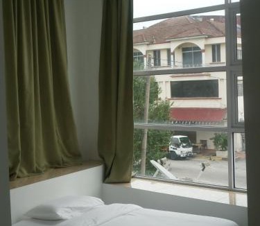 Kuantan House | F.M GUESTHOUSE