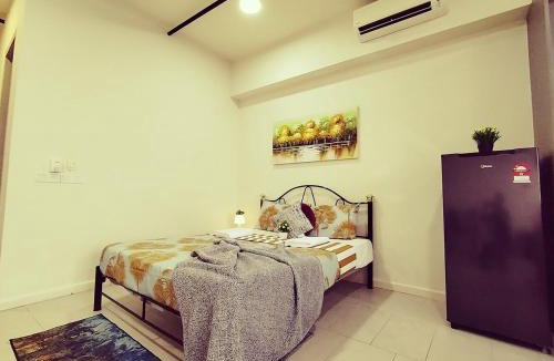 Cyberjaya Apartment | F2-18-03 Castle Suites Tamarind WiFi Netflix FreeParking