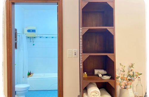 Hue House | Family-friendly, Bathtub, Warm & Quiet space!