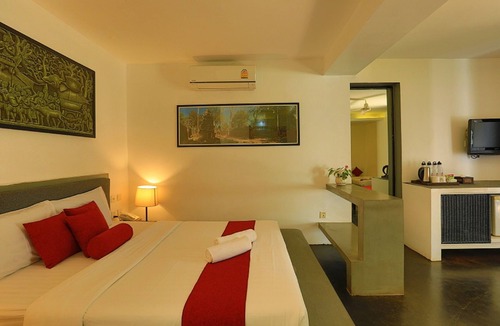Siem Reap Resort | Family Suite with private pool - free breakfast