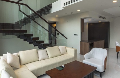 Phuong 6 Apartment | Family Villas Duplex * Swimming pool