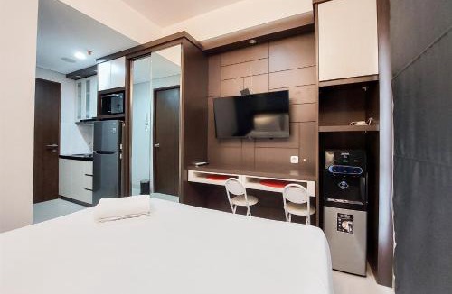 Ciputat Apartment | Fancy and Nice Studio at Transpark Bintaro Apartment By Travelio