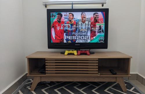 Kajang Apartment | Fatih Amani Guesthouse with Playstation PS3