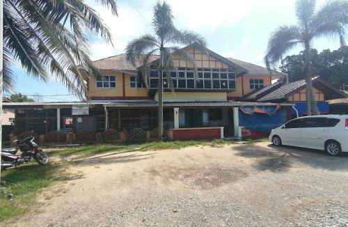 Kampung Sura Masjid Hotel | FBS Inn Dungun