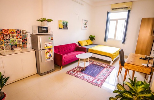 Hang Xanh House | Feli Home luxury service apartment 3mins to landmark81