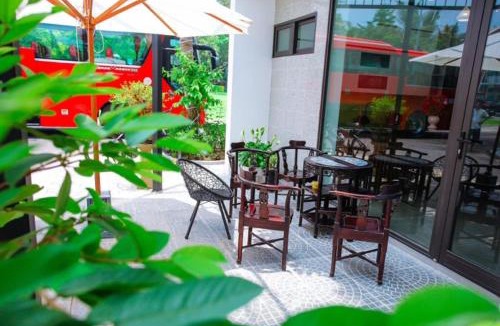 Ngoc Thanh House | FLC Dai Lai Resort - SH315 Night Street 04PN