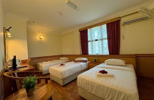 Bandar Kota Bharu Hotel | Flora Place Hotel