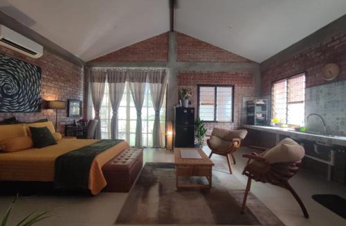 Kampung Mawar Villa | Forest Pool Villa